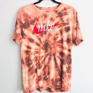 Nike Logo Short Sleeve Acid Wash Tee